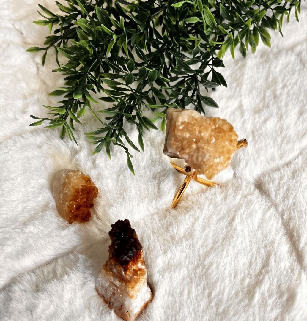 Büyük Boy Stantlı Sitrin Taşı - 