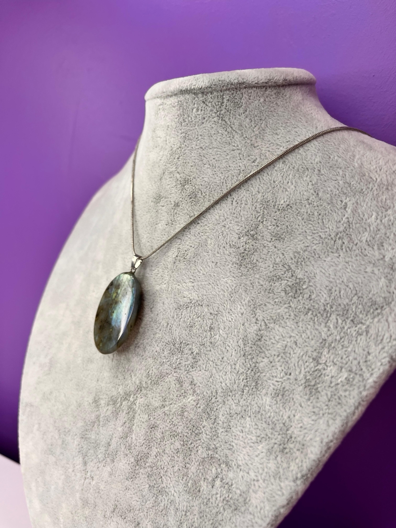 Labradorit Taşı Büyük Boy Kolye - Elips Kesim - 1